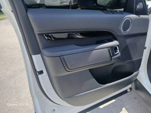 2020 Land Rover Discovery SE