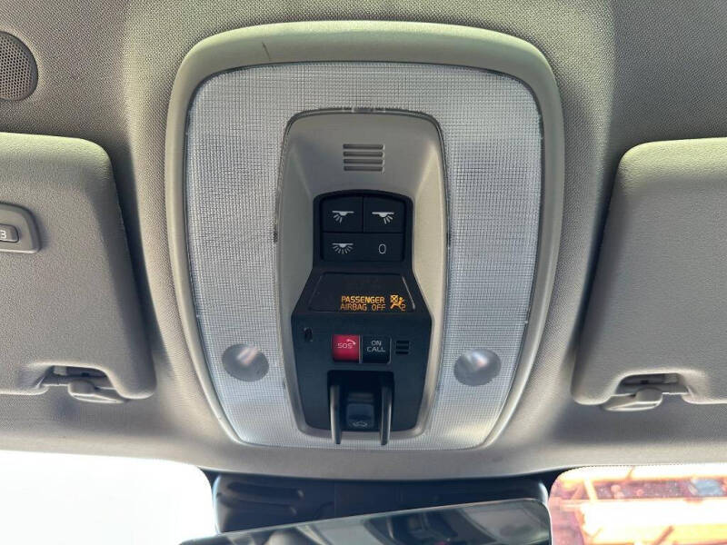 2017 Volvo XC60 T5 Dynamic