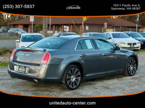 2012 Chrysler 300 S V6