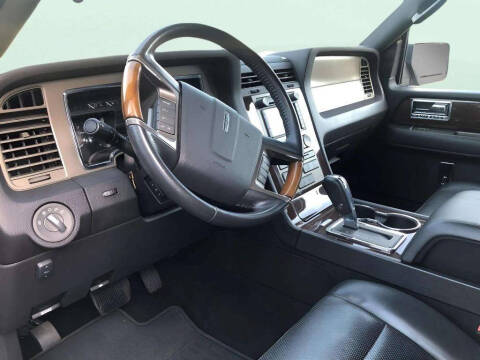 2014 Lincoln Navigator L