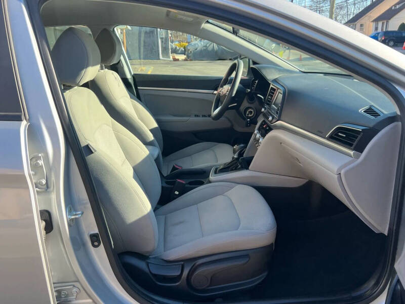 2020 Hyundai Elantra