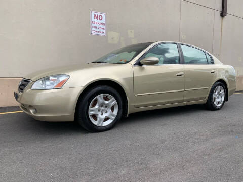 2004 Nissan Altima for sale at International Auto Sales in Hasbrouck Heights NJ