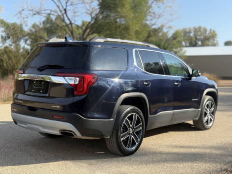 2022 GMC Acadia SLT