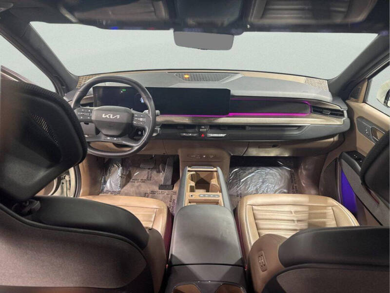 2024 Kia EV9 Land