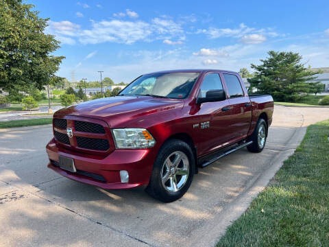 2013 RAM 1500 for sale at Q and A Motors in Saint Louis MO