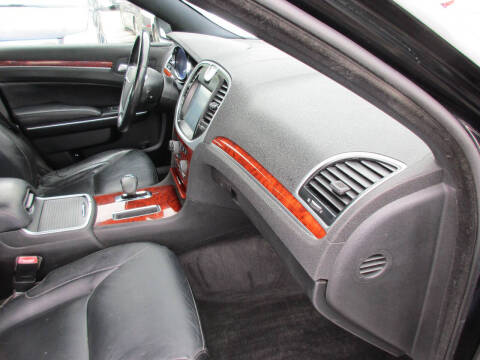 2012 Chrysler 300 Limited