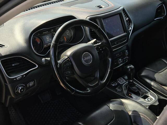 2020 Jeep Cherokee Trailhawk