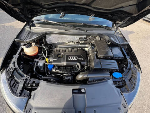 2015 Audi Q3 2.0T quattro Prestige