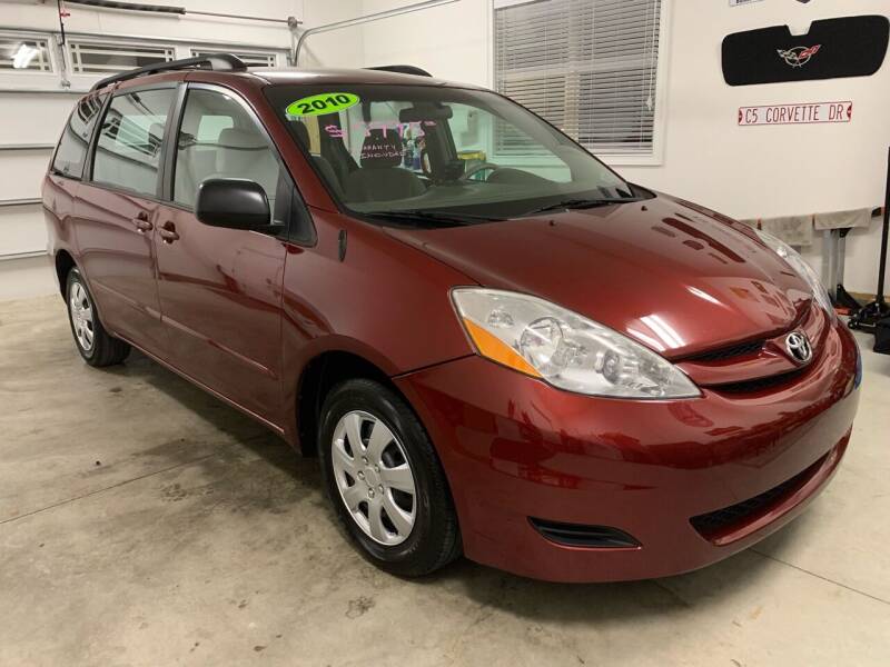 2010 Toyota Sienna for sale at G & G Auto Sales in Steubenville OH