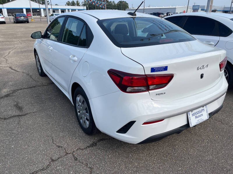 2022 Kia Rio S