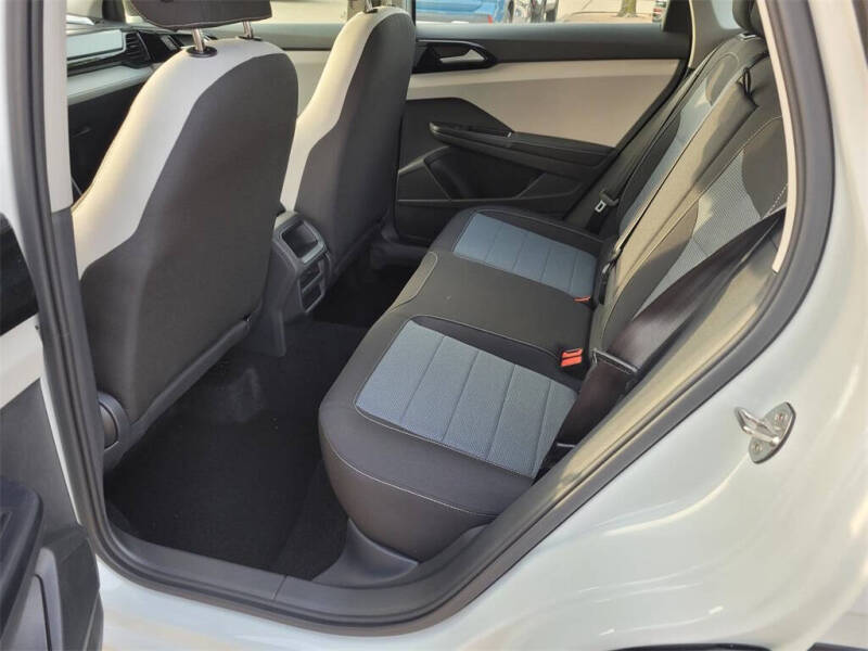 2025 Volkswagen Taos S