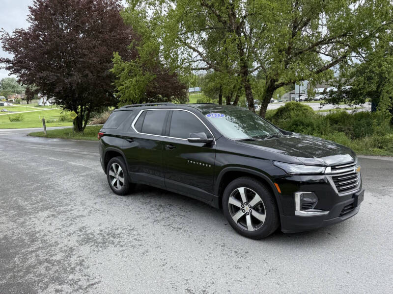 2023 Chevrolet Traverse LT Leather