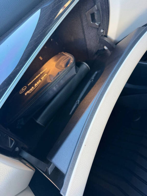 2019 Mercedes-Benz E-Class E 300