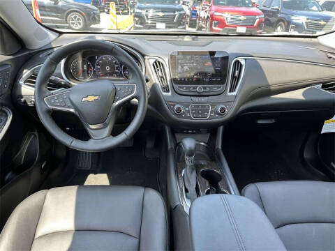 2025 Chevrolet Malibu LT