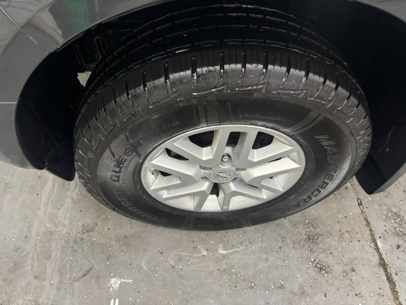 2014 Nissan Frontier SV