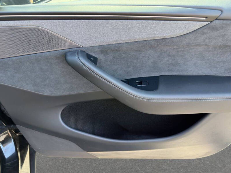 2026 Tesla Model Y Long Range