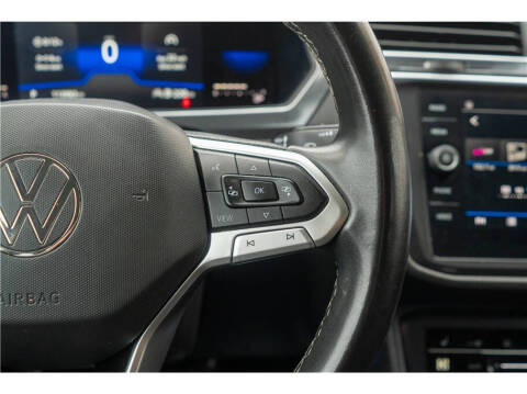 2022 Volkswagen Tiguan SE