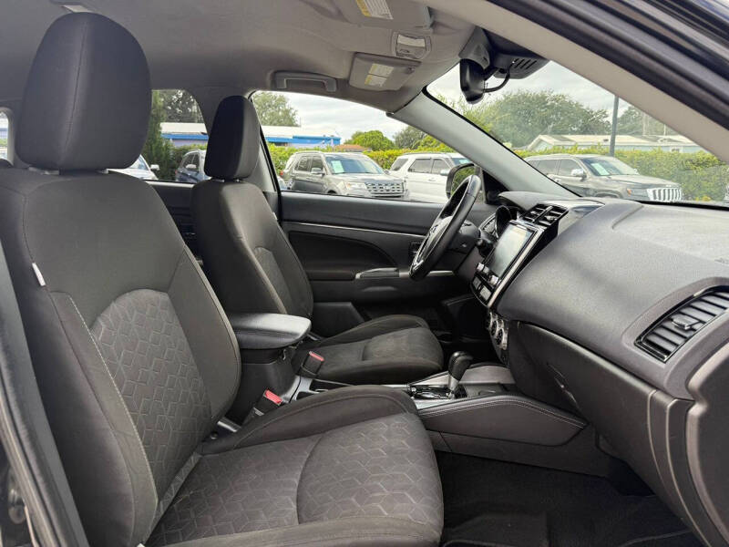 2020 Mitsubishi Outlander Sport SE