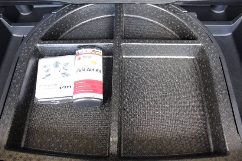 2022 Kia Niro EX Premium