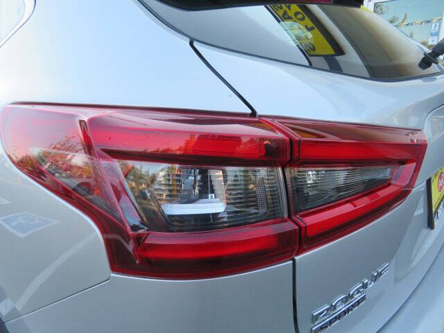 2022 Nissan Rogue Sport S