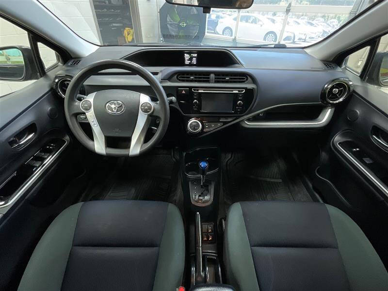 2016 Toyota Prius c Two