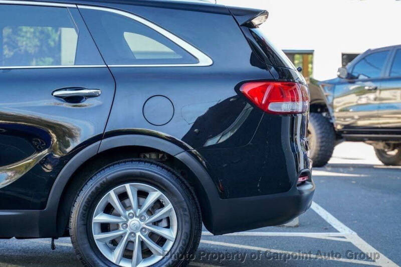 2018 Kia Sorento LX