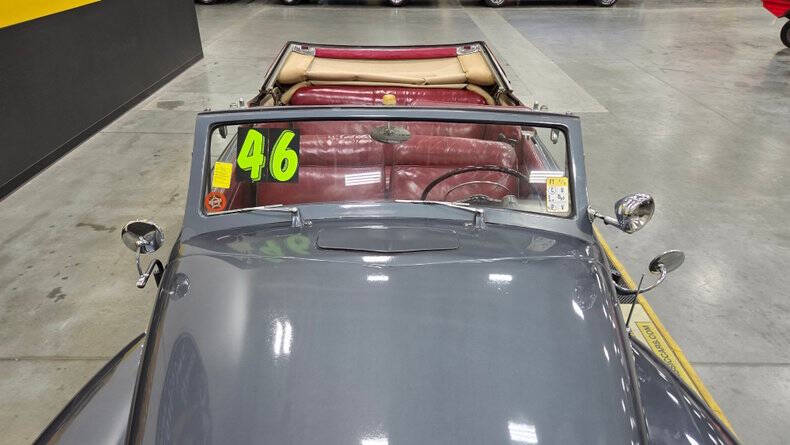 1946 Lincoln Continental