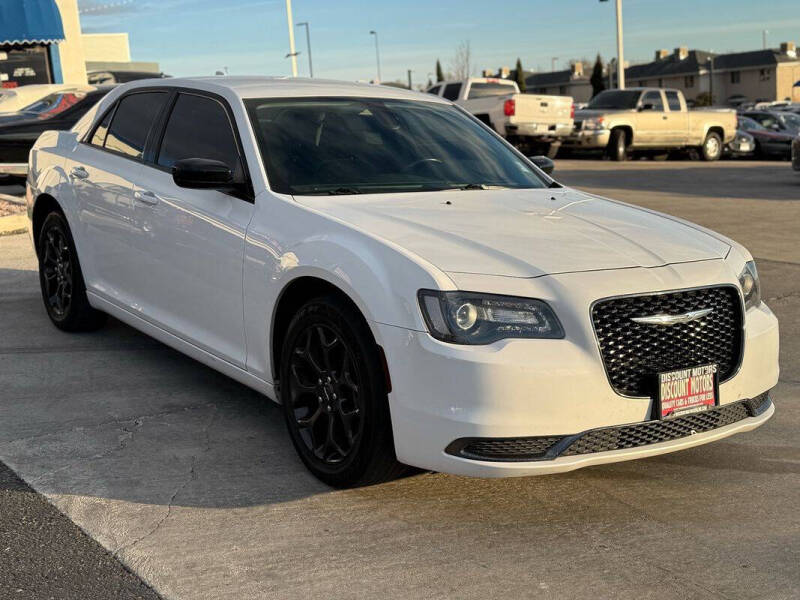 2019 Chrysler 300 Touring