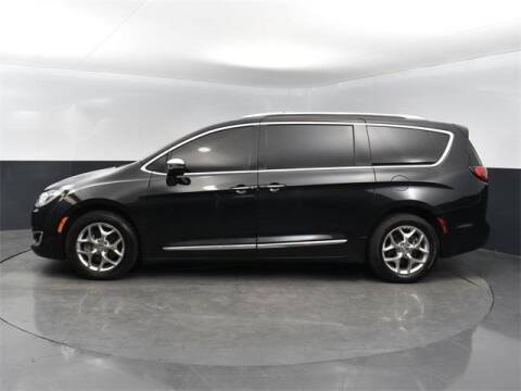 2018 Chrysler Pacifica for sale at CU Carfinders in Norcross GA