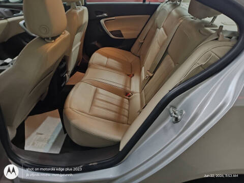 2012 Buick Regal Premium 1