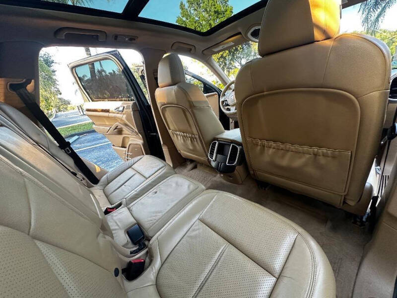 2013 Porsche Cayenne