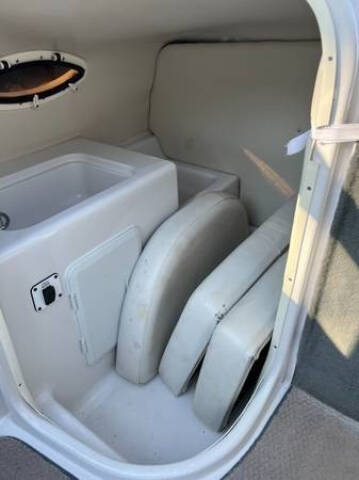 2001 Four Winns FUNSHIP 254