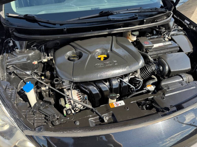 2017 Hyundai Elantra GT