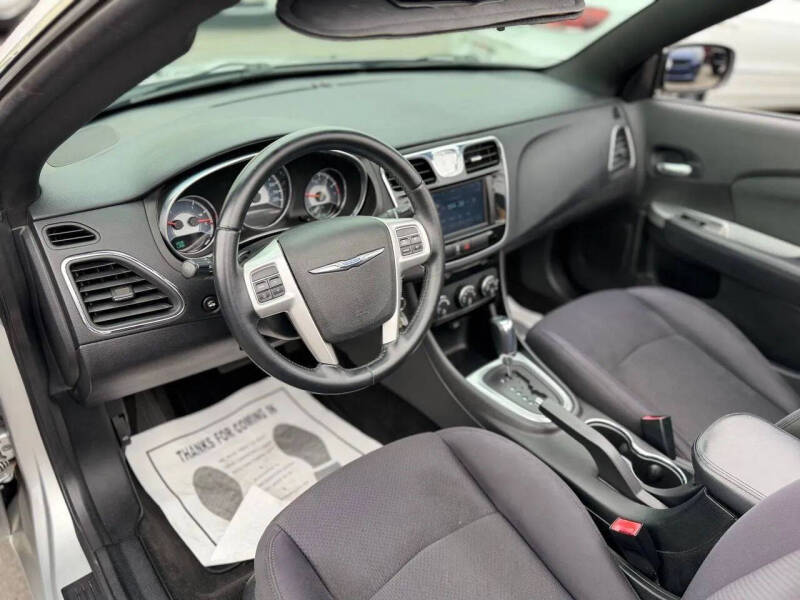 2012 Chrysler 200 Touring