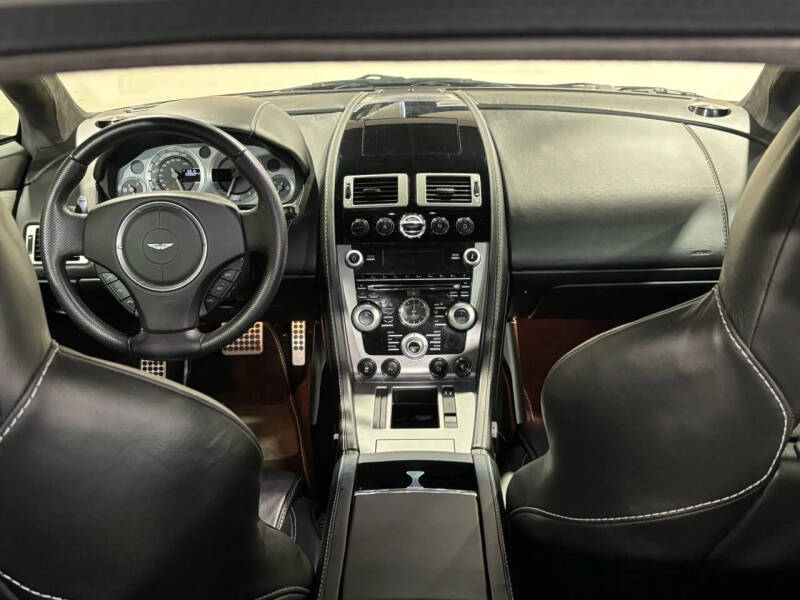 2010 Aston Martin V8 Vantage