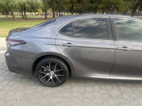 2022 Toyota Camry LE