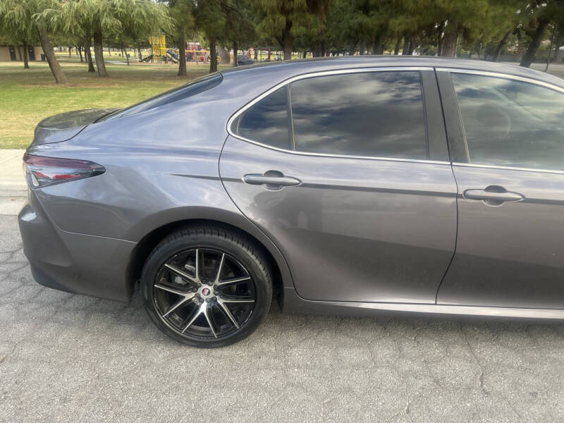 2022 Toyota Camry LE