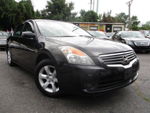 2009 Nissan Altima for sale at Unlimited Auto Sales Inc. in Mount Sinai NY