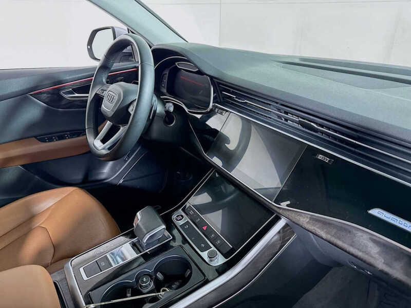 2022 Audi Q8 quattro Premium Plus 55 TFSI