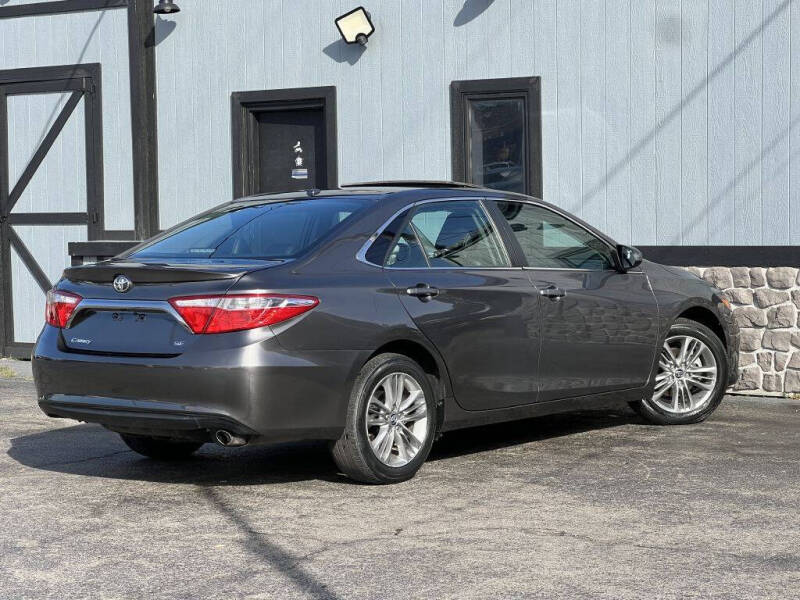 2016 Toyota Camry LE