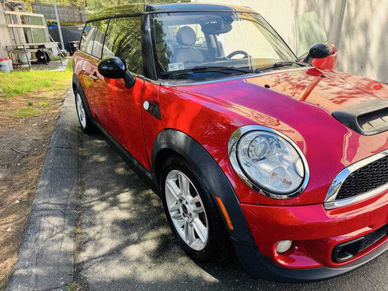 Used 2014 MINI Cooper S with VIN WMWZG3C58ET800642 for sale in Westfield, MA