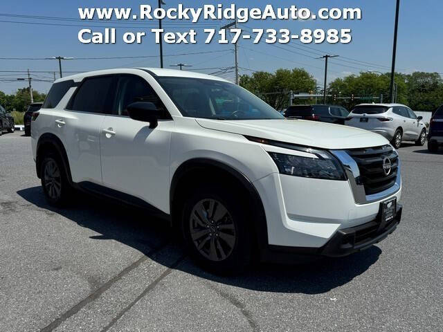 2024 Nissan Pathfinder S