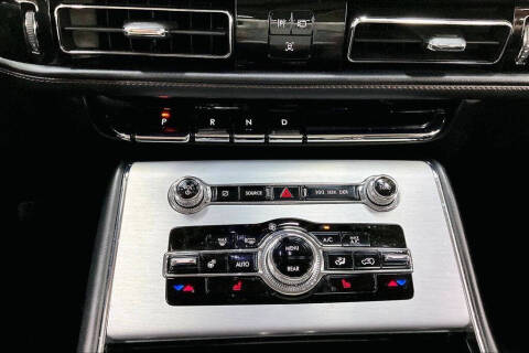 2023 Lincoln Aviator Standard
