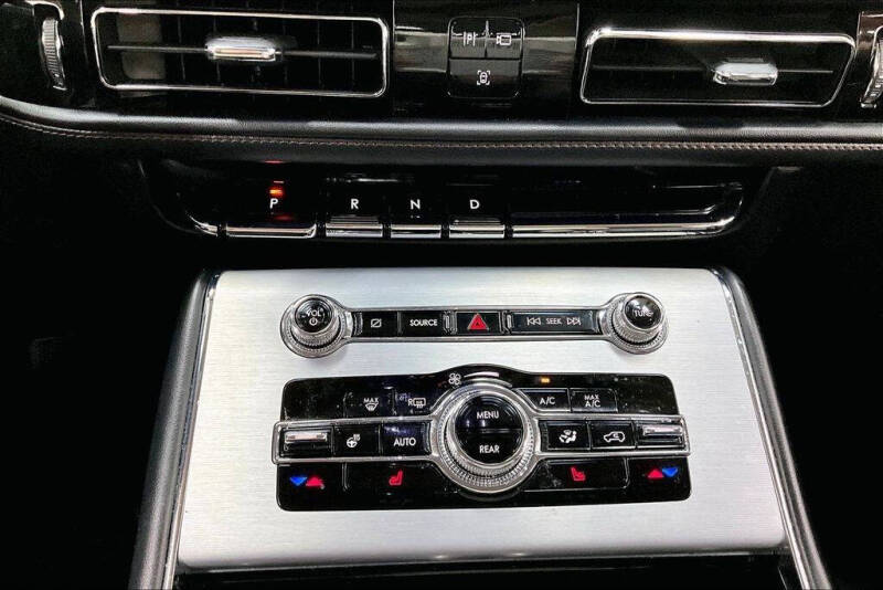 2023 Lincoln Aviator Standard