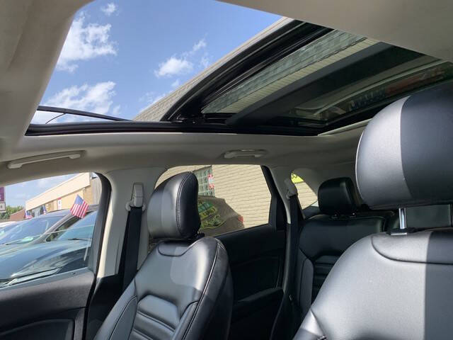 2019 Ford Edge SEL