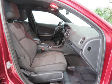 2017 Dodge Charger SE