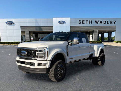 2025 Ford F-450 Super Duty Platinum