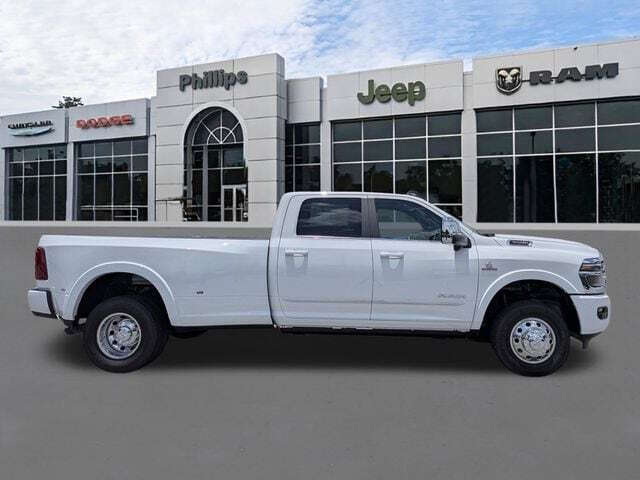 2026 RAM 3500 Limited