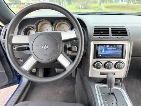 2010 Dodge Challenger SE