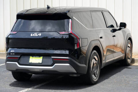 2026 Kia EV9 Light Long Range
